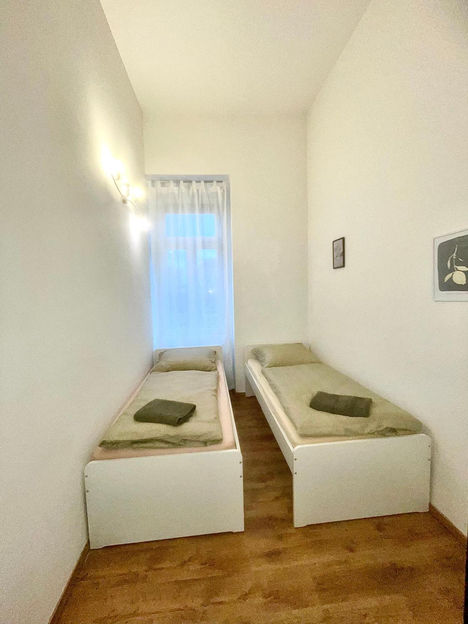 Vivien Apartment Будапеща Екстериор снимка