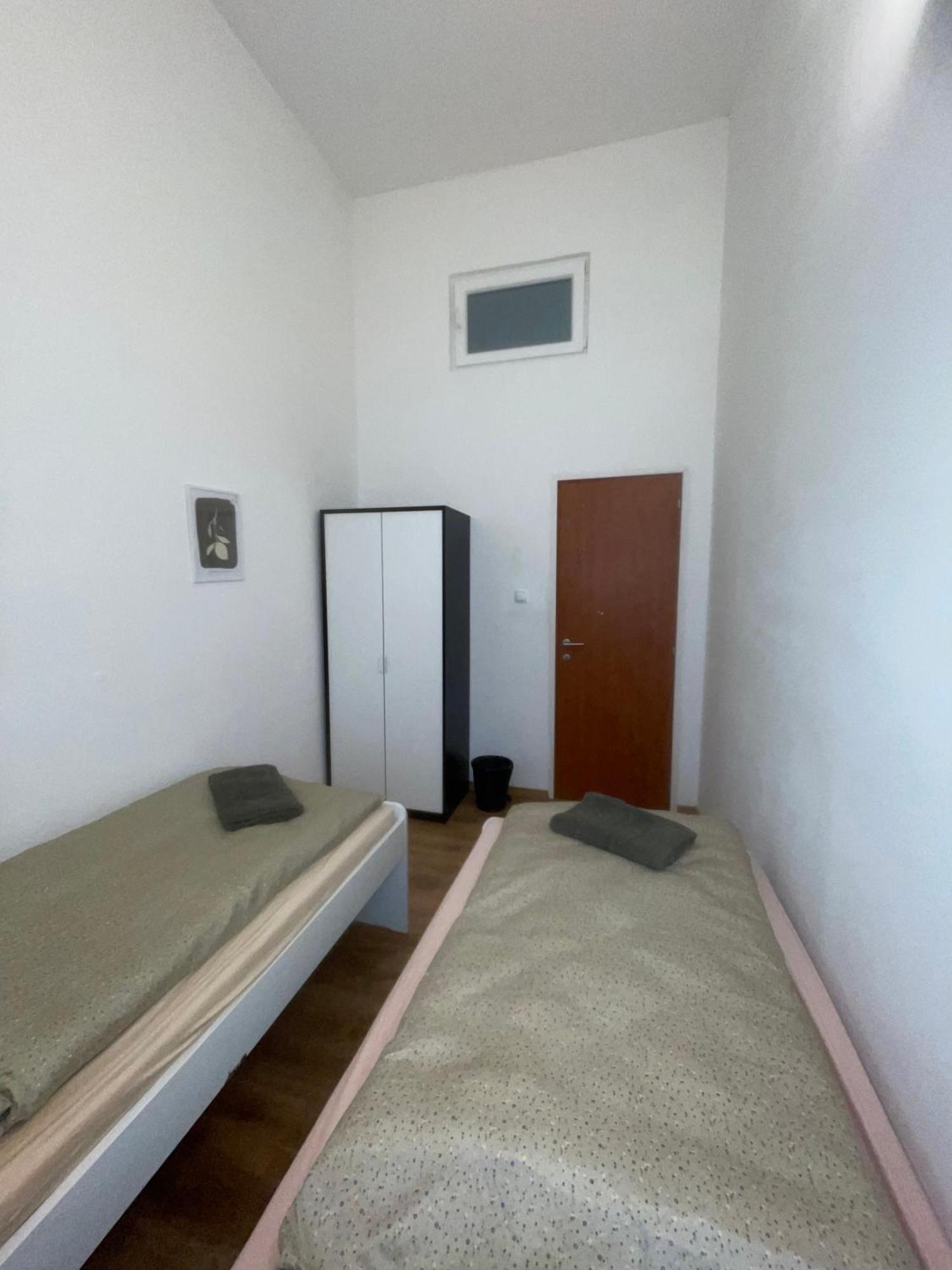 Vivien Apartment Будапеща Екстериор снимка